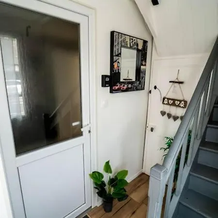 Grand Appart Terrasse Parking Jacuzzi Apartament *